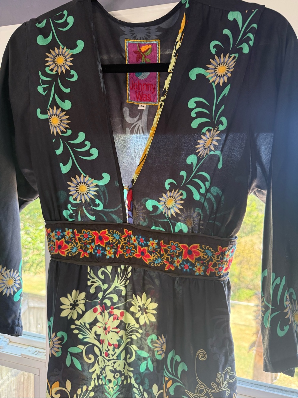 Johnny Was | 100% Silk Floral Plunge V-Neck Belted Boho Tunic Dress Size M - Picture 10 of 10
